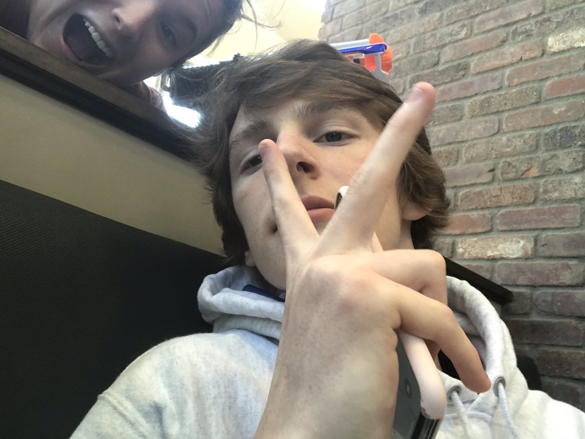 ThotsAqua's tweet photo. evan got yopped which led to a high speed chase resulting in the loss of one of our very own 🥵 @GhNerf https://t.co/LSO6THj8mJ