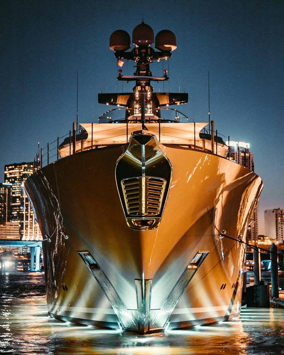 Kismet at night in Miami #superyacht #design #superyachts #livingthedream #yacht #yachtlife #yachting #success #boating #boats #luxury #richlife #WednesdayWisdom PC: Superyacht Times