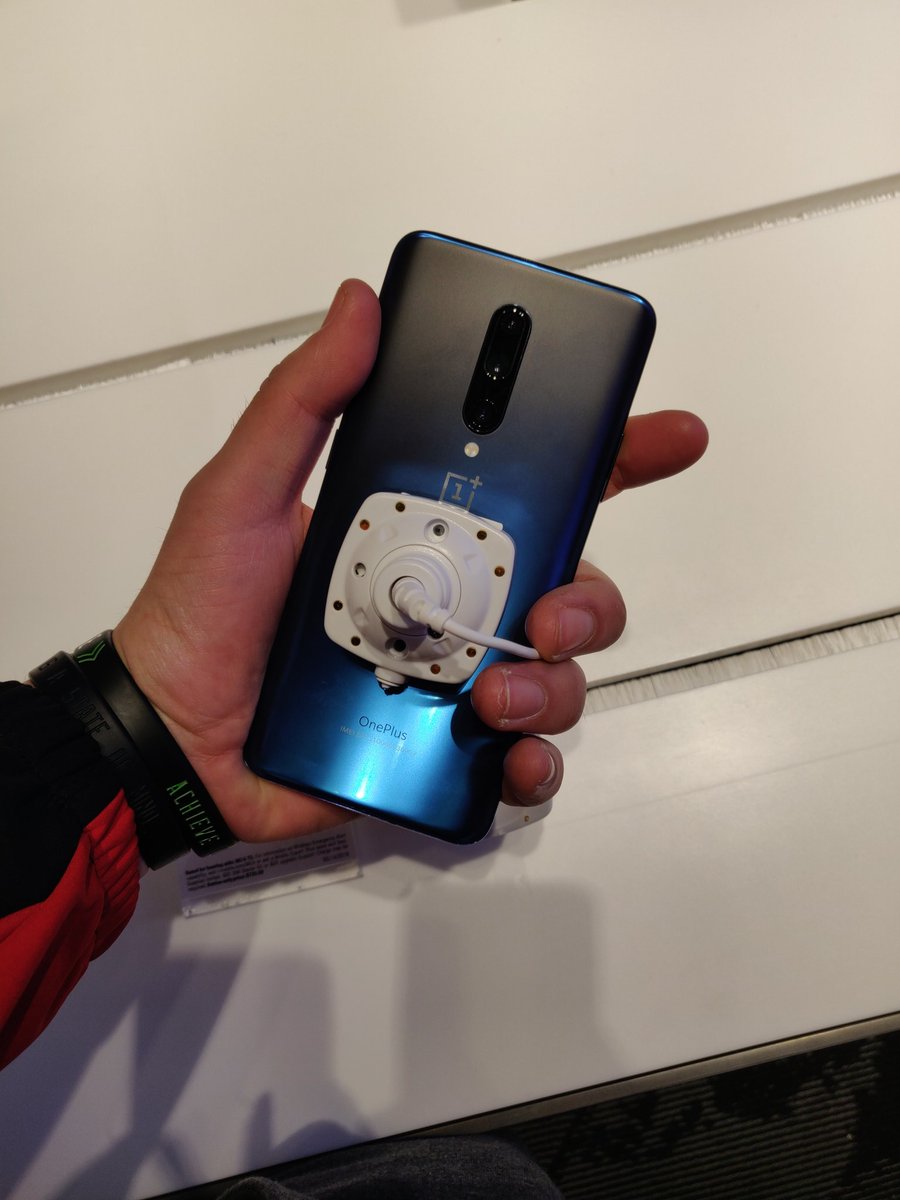 _Nick_Ackerman's tweet photo. Beautiful nebula blue OnePlus 7 Pro! #Oneplus7Pro #takeoverevent https://t.co/UcHghbEWRI