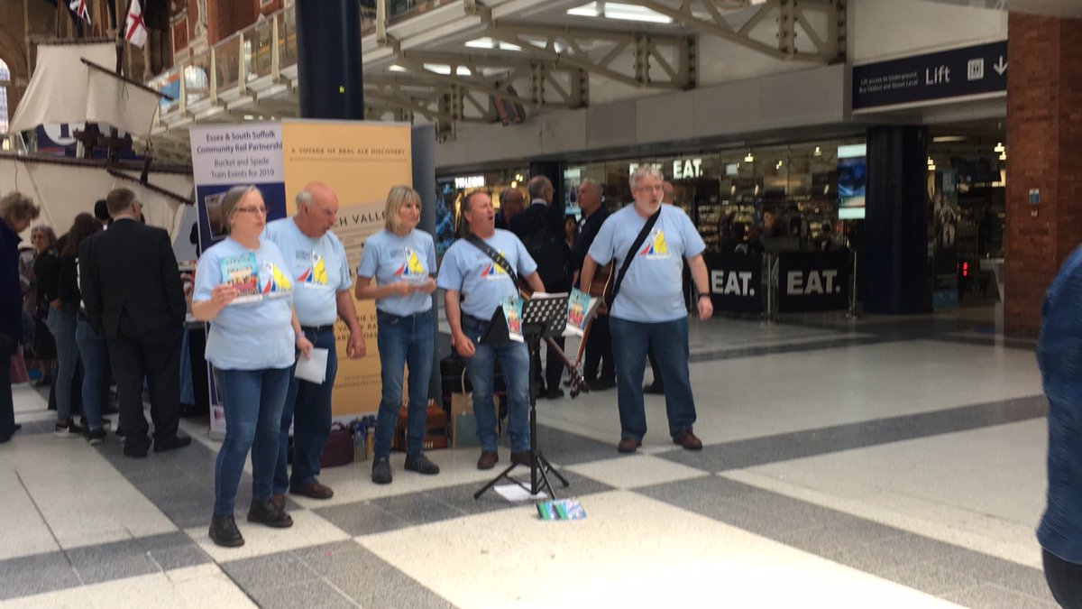 TottenhamK's tweet photo. @networkrail @ACoRPOffice @NetworkRailLST ...great stuff going on here @ Liverpool st 
#communityrailinthecity https://t.co/9XSOuZhTYn