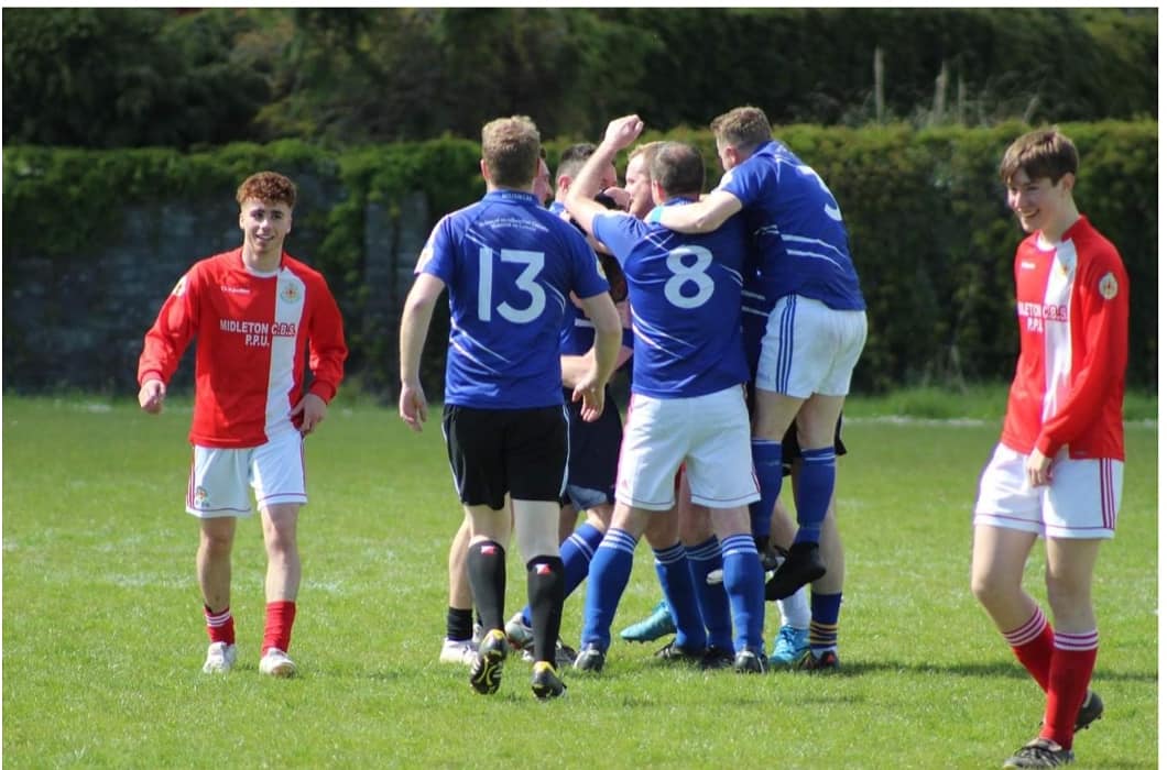 friendsofkieran's tweet photo. Midleton CBS 5th & 6th Class Students (Red) played against a panel of their Teachers (Blue).
Match ended 1-1
Teachers retained the trophy ! ๐
(More photos on Facebook/Instagram)
Thank you for your support Midleton CBS!
๐ธ Richie Warne
@AghadaGAA
#midletoncbs
#Friendsofkieran https://t.co/LS1QUb6A9c