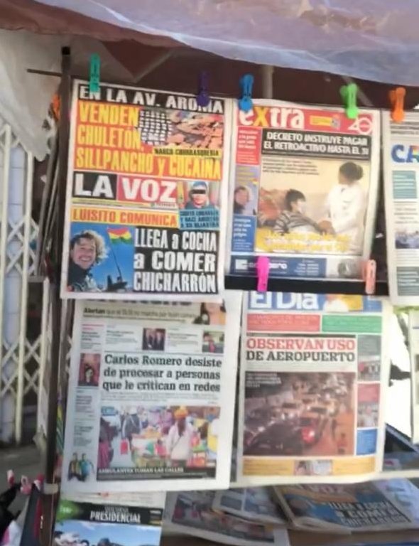 LuisitoComunica's tweet photo. Acabo de pasar por un puesto de periódicos en Bolivia y me vi en primera plana. Jajajajaja ♥️ https://t.co/uDQUAD5nFD
