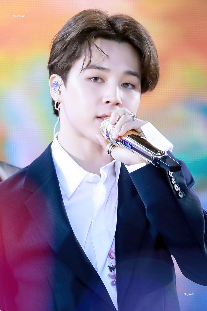 tensionup_1013's tweet photo. 190515 GMA summer concert
#지민 #JIMIN #방탄소년단 #BTS
@BTS_twt 지민 너무 좋아😍 https://t.co/zuH6EUk5Lu