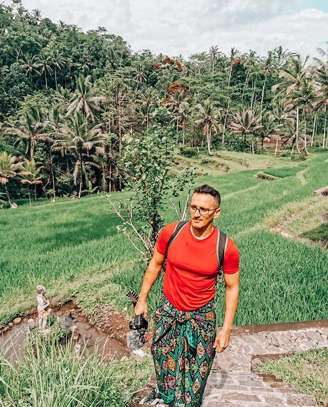 Pura Gunung Kawi⠀
#gunungkawi #Bali #Indonesia #Terraces #Ricefields #travel #travelphotogram #travellifestyle #globetrotter #nomadlife #nomadiclifestyle #nomad #digitalnomad #instaphotogram #instatravelgram #exploretheworld #landscape #landscape_lovers #landscape_captures #…