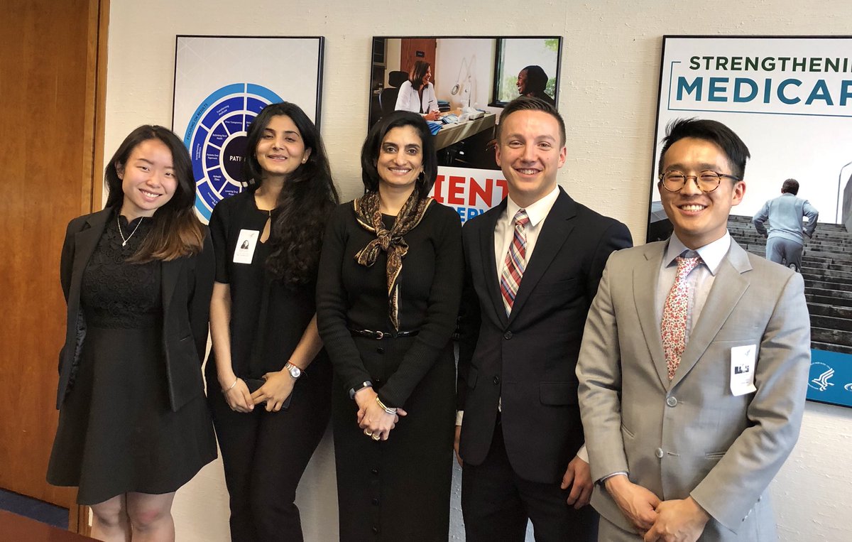 SeemaCMS's tweet photo. Inspiring to meet with the future generation of problem solvers from @Harvard @Kennedy_School who are building tools to help get more data in the hands of patients! #MyHealthEData https://t.co/z1hEzbv8Sp