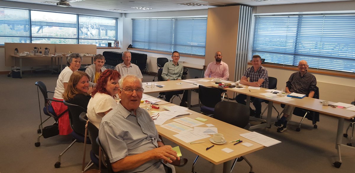 A great session on evaluation for people affected by cancer involved in the @MacmillanSYORKS Living with and Beyond Cancer project in South Yorkshire by Derek from @BrightpurposeEv 
" Its not about finding out everything it's about finding out about things that matter."