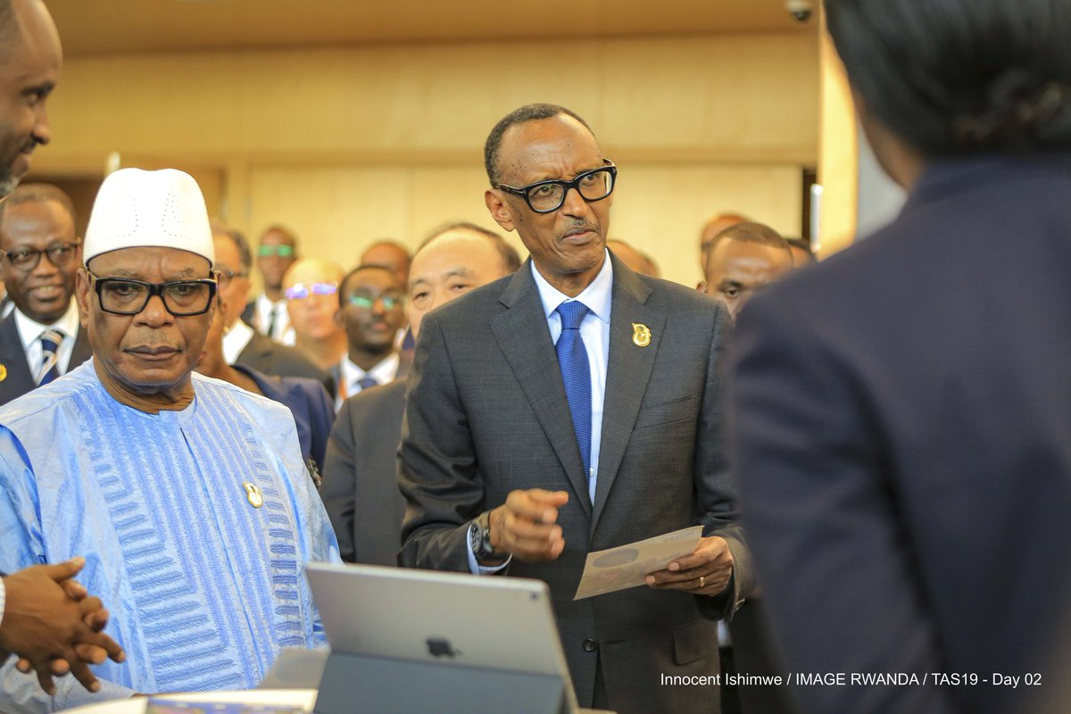 image_rw's tweet photo. Earlier today at #TAS2019, Heads of State @Paulkagame @Uhurukenyatta @IBK_PRMALI on a tour around different exhibition booths at the summit. More images live at : https://t.co/HRjZHoXbiL
#TAS2019 @RealSmartAfrica  #RwOT https://t.co/HxKLDi6dxM