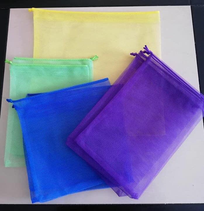 beeautifullmess's tweet photo. Mi mamá hace bolsas ecológicas para la fruta y la verdura para reducir el uso de plástico. Son 10 bolsas por $150, las medidas son 1 de 40x40cm, 3 de 30x30cm, 3 de 35x25cm y 3 de 30x25cm. Entregas en Guadalajara y envíos a toda la república. Los esfuerzos individuales sí valen.♻️ https://t.co/K3sCn3WQIh