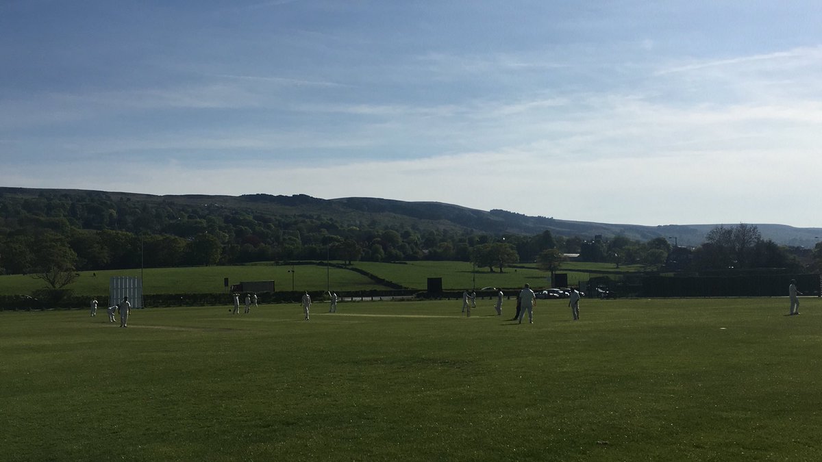 RW - Game on at <a href="/BenRhyddingCC/">Ben Rhydding CC</a>. The Lions are defending 147. Huddersfield are 47-1. The lions have a 100 run cushion. Will this Huddersfield side be able to break this? #PunsIntended 🎱🏏