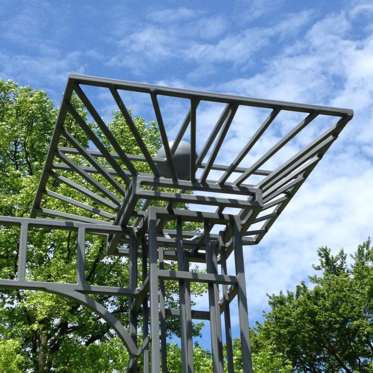 It's a glorious day to be out exploring Gateways to Nature, our new outdoor sculpture exhibit. Come see the works of 13 regional artists and makers. #GatewaysToNature