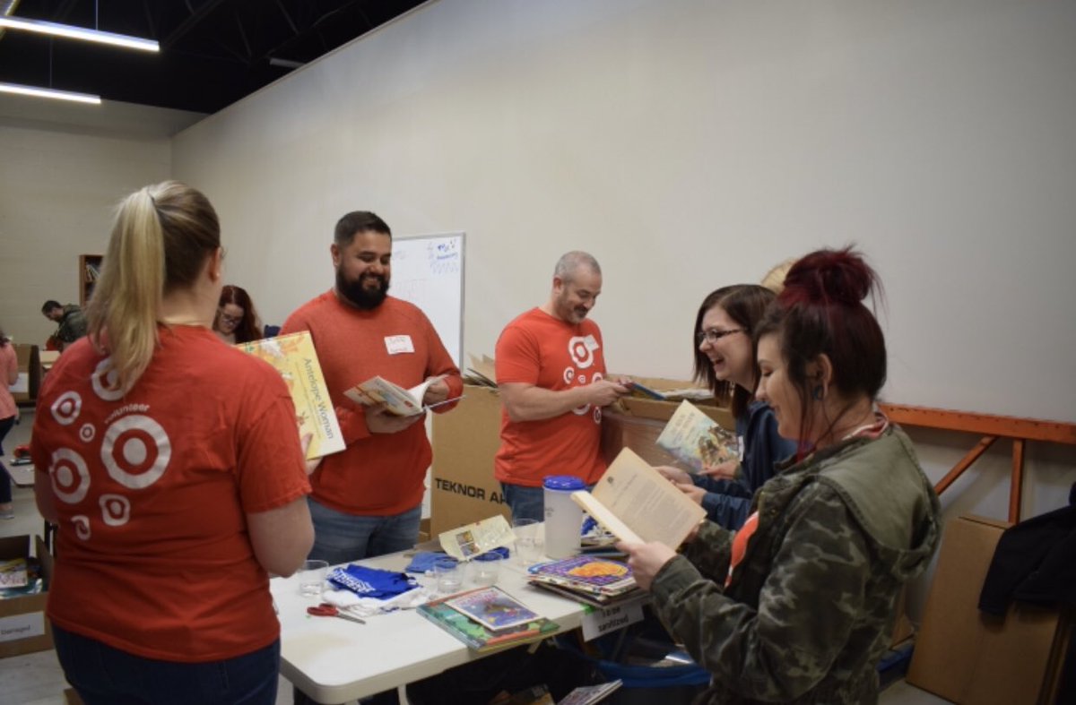 UWLorainCounty's tweet photo. So far during @Target’s Regional Week of Service, we have sorted ~750 books, assembled 47 literacy kits &amp; built/replaced 3 garden beds – &amp; we’re only mid-way through! We’re so grateful for your partnership! #LiveUnited @TarynD31 https://t.co/OSh4BG1Fxb