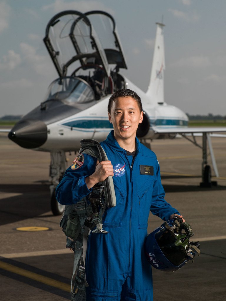 atariboxgames's tweet photo. Jonny Kim: NASA's 2017 Astronaut Class via NASA https://t.co/E5UxFV96og https://t.co/Z4RzMSu0tW