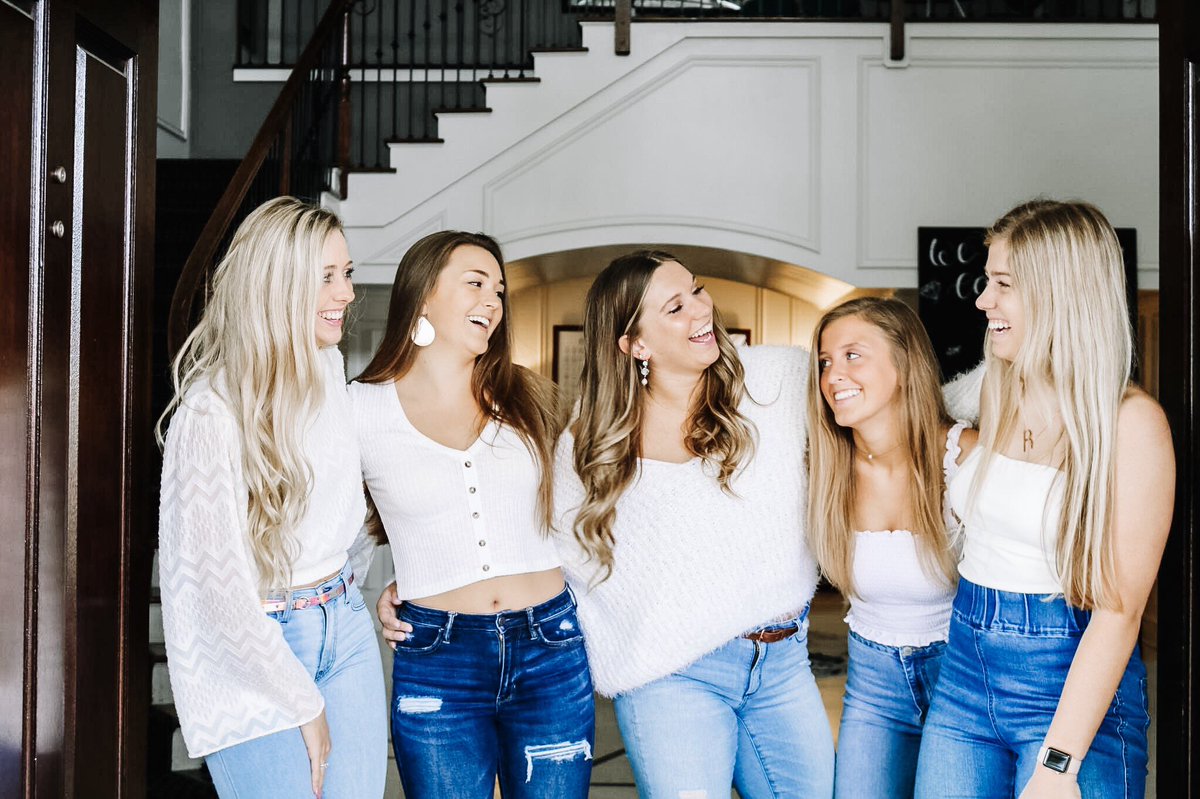 Happy Birthday ADPi !! 168 years is something to celebrate.. We are so grateful for this sisterhood 💎⭐️ #weliveforeachother