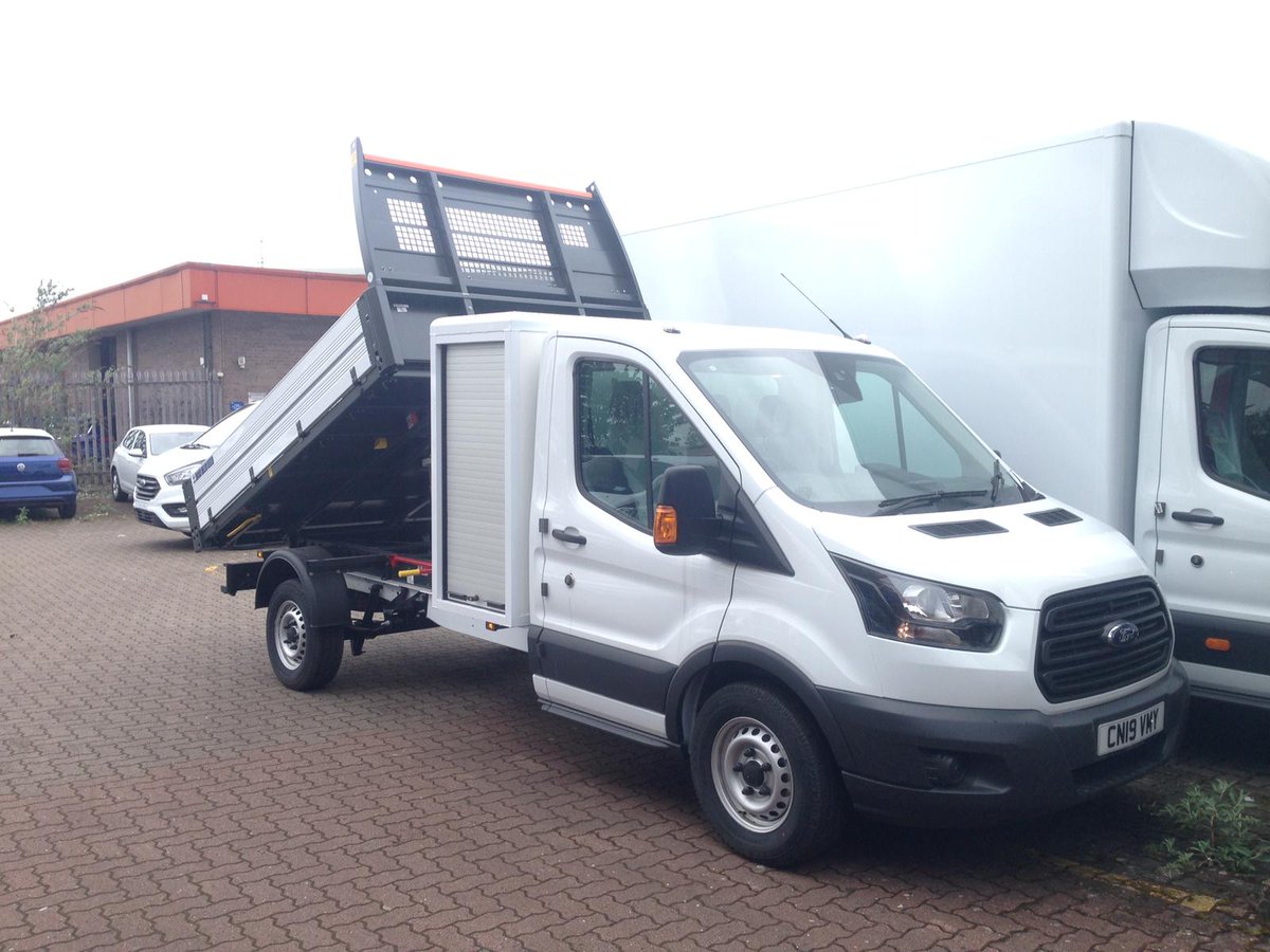 KitsnBits's tweet image. #underslung #parkingsensors with dash display fitted to this tipper #expert #mobileservice #SouthWales