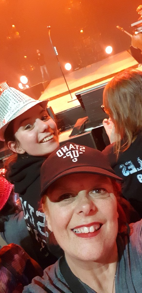 CryCaly's tweet photo. Avant les balances 🎼🤪🤩🥰
#PatrickBruel 
#ForestNational 
#CeSoirOnSort https://t.co/XLu1M8uCgd