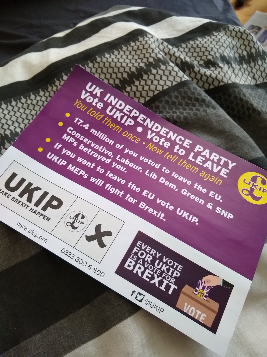 IkklesaTwit's tweet photo. Ah a handy receptacle to catch the phlegm I am hacking up. #FuckUKIP https://t.co/1M9s6Ii68M