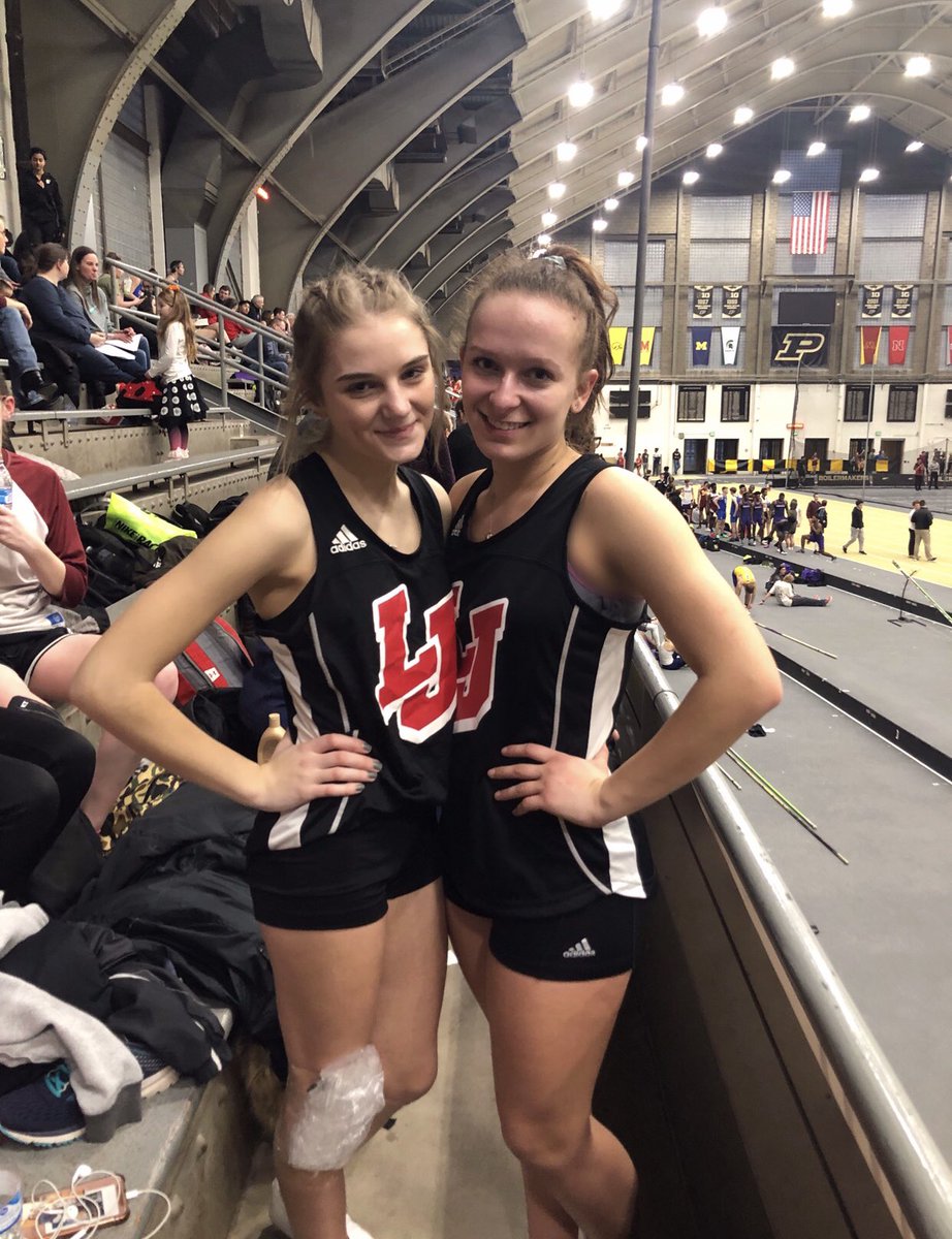 2stephh4's tweet photo. Class of 2020!! I go from designing halls for the past 3 years, to running track, to always cheering on my classmates! I’ll be running for President for our senior year!! I have had it the past three years and plan on it this year with your help! https://t.co/DiWq5NfRIP
