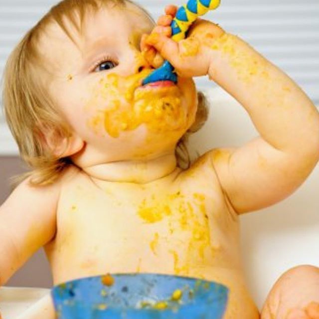 @tinytotsnutrition #reposticonosquare ⭐️ WEANING WEEK ⭐️ .
.
TOP TIP #3
Embrace the mess! 😝😝😝
. 👶🏼 It’s important to allow babies (and children) to get messy so that they can explore foods with all their senses when they are learning about foods. .
.… bit.ly/2WLyJDN