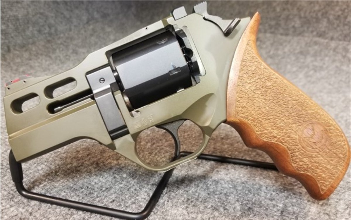 hub_az's tweet photo. Chiappa Rhino 30DS .357 Mag 3'' 6RD ODG

https://t.co/QjaitPtF04 #thehubaz #thehubTucson #Chiappa #Rhino #30DS #6rds #ODG #AZWS https://t.co/toHZq2wVnF