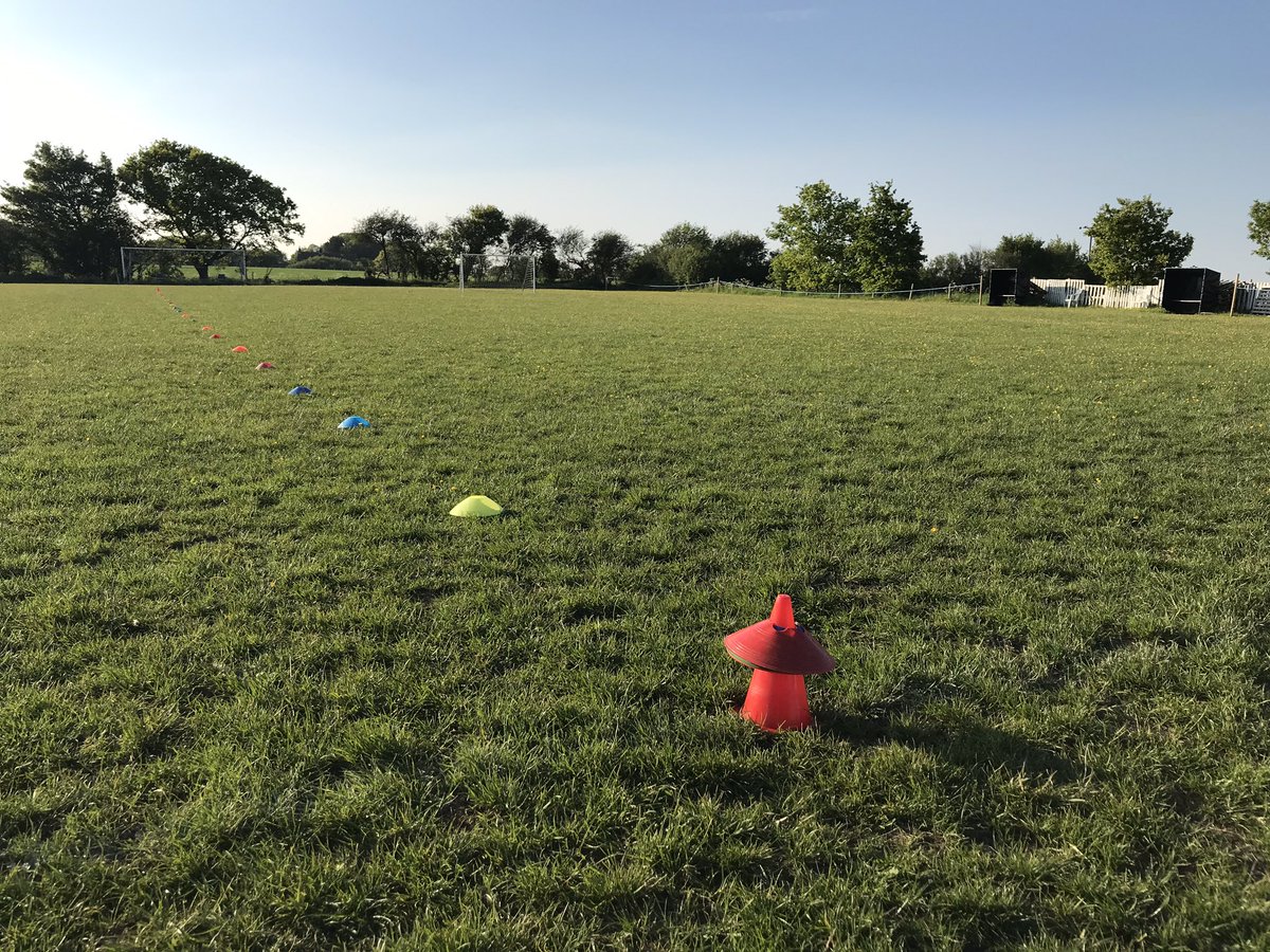Great airfield run and kickabout tonight followed by beers at <a href="/The_FiveBells/">The Five Bells</a>.