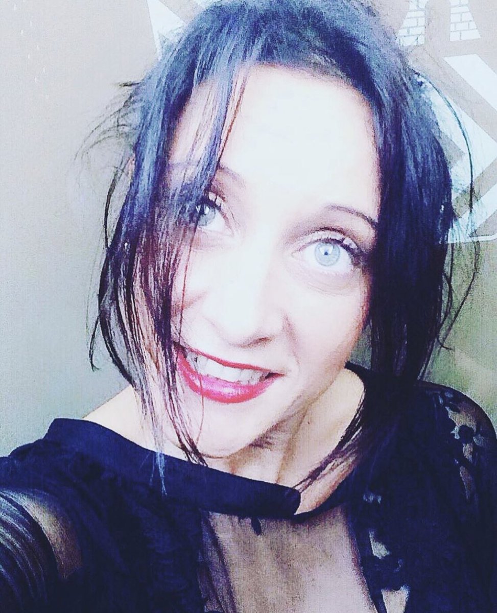 LonghiBarbara's tweet photo. “Per insegnare bisogna emozionare.Molti però pensano ancora che se ti diverti non impari” Maria Montessori.

Non esiste altro modo per insegnare e continuare ad imparare:
Emozione, empatia e divertimento sempre

Questo e’ l’approccio nei nostri workshop 😊
https://t.co/KIG9ITxoBM https://t.co/cNy73a16bq