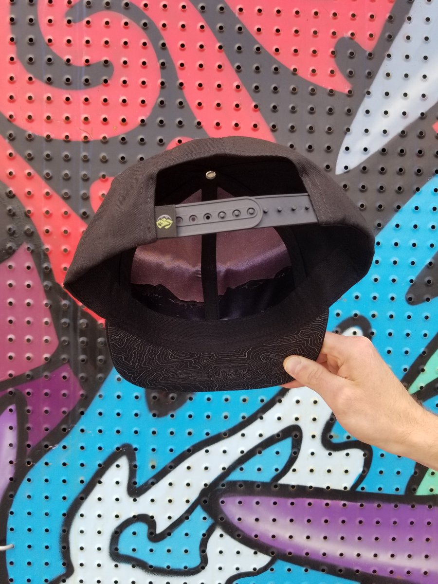 mypotguide's tweet photo. We’re giving away one of our incredibly unique #PotGuide hats! Entering to win is easy, simply 👇
1. Follow @mypotguide
2. Retweet &amp; like this tweet
3. Comment with your favorite cannabis strain
Winner announced 5/20! 🙌🤠 https://t.co/Z5Dvegefm7