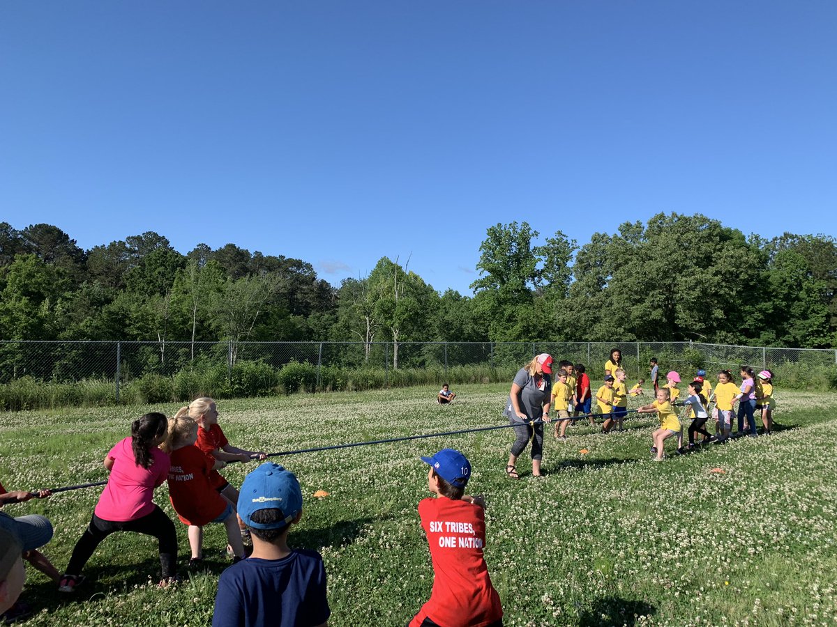 TweetnTeachr's tweet photo. 1st grade had a blast at Field day on Monday! 😎❤️@ClarkCreekSTEM #Rowtag https://t.co/mxnrSzifT0
