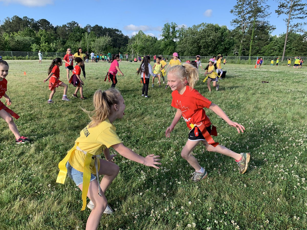 TweetnTeachr's tweet photo. 1st grade had a blast at Field day on Monday! 😎❤️@ClarkCreekSTEM #Rowtag https://t.co/mxnrSzifT0