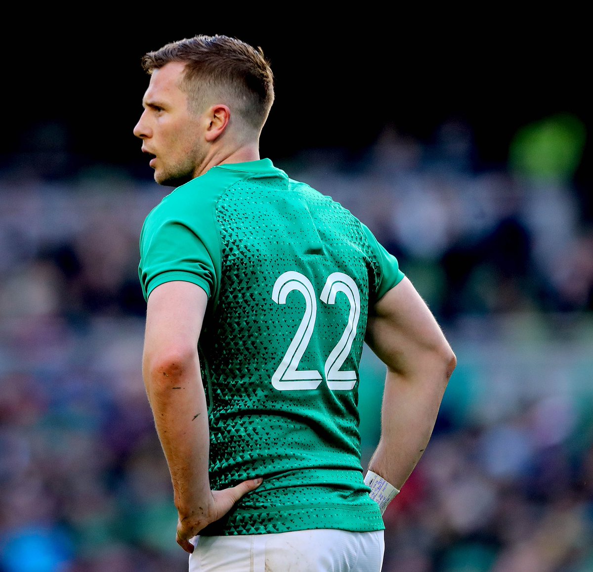 He’s done it! <a href="/JackCarty10/">Jack Carty</a> is the #RugbyAwards19 Supporters’ Player of the Year! 

Congrats Jack 👏👊 #StrongerInGreen <a href="/RugbyPlayersIRE/">RugbyPlayersIreland</a>