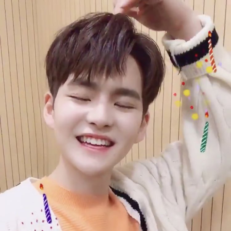 mashiholic's tweet photo. happy birthday to this wonderful amazing perfect human named yoshinori <33 i love you so so much, you mean the world to me. stay happy and healthy, I’ll always support you love!! #HAPPYYOSHIDAY https://t.co/X34bnbRIkO