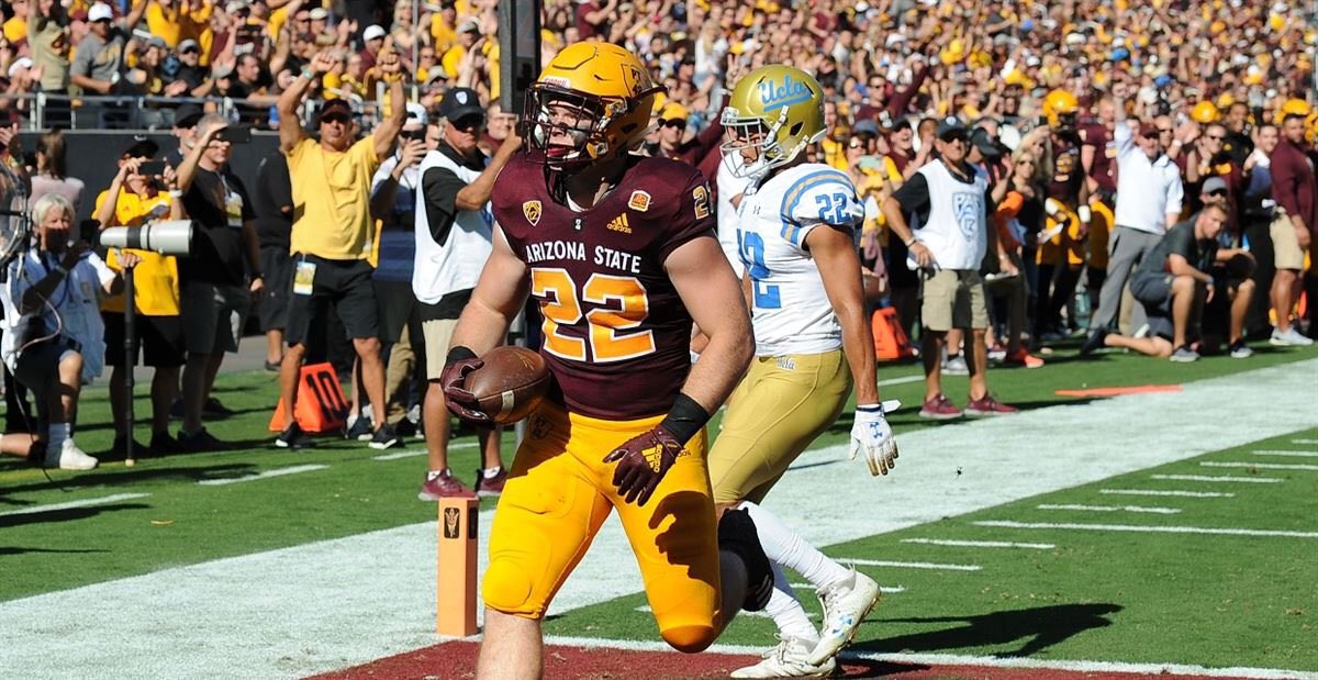 NFLDraft_2020's tweet image. 2020 NFL Top Seniors: FB
6 Spencer Nigh AUBURN
5 Hayden Johnson ARKANSAS
4 Nick Ralston LOUISIANA
3 Brady Ross IOWA