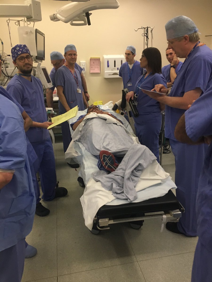 Faz_char's tweet photo. Cardiothorasics #HOTT simulation today discussing #humanfactors #civilitysaves “I’m relying on my team, can’t do this alone” cardiac surgeon. #dreamteam  @SyedSadie @ShehanHett @3DNeuroSim @DarshPatelHF @Julie10000 https://t.co/j6RVkccWBk