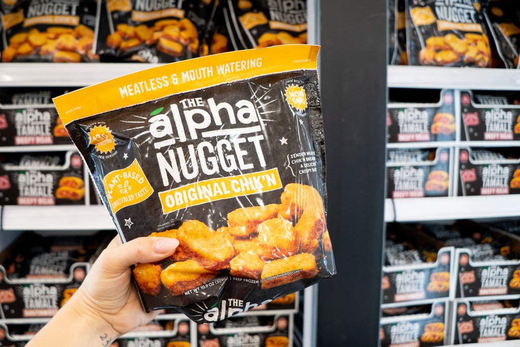 alphafoods's tweet photo. Say hello to the #AlphaNugget, being carried at Publix locations nationwide. Check our store locator online to find your nearest retailer - https://t.co/S0CsUpsjBH #plantbasedfoods #plantbasedshopping https://t.co/v3Os8PQjaz