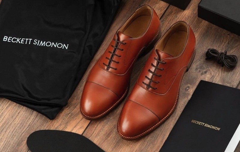 DudeLiving's tweet photo. Beckett Simonon Dean Oxford Review https://t.co/UF5CQqwv6V https://t.co/xOLhTCxfr8