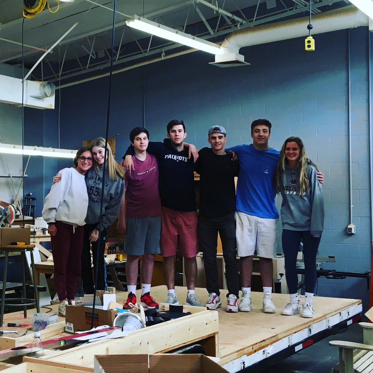 HollistonHigh's tweet photo. Todayโs construction update. Walls are down and it is ready to move. #studentswhobuild #tinyhouse #hollistoninnovates #amilliondreams https://t.co/SXs63PFYtN