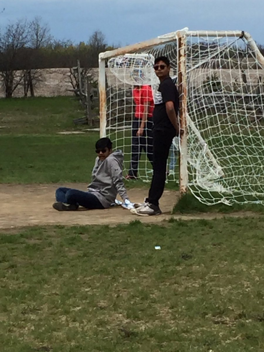 Loving cricket practice with the <a href="/MacvillePS/">MacvillePS</a> team <a href="/RobinAPerri/">Robin Perri</a>