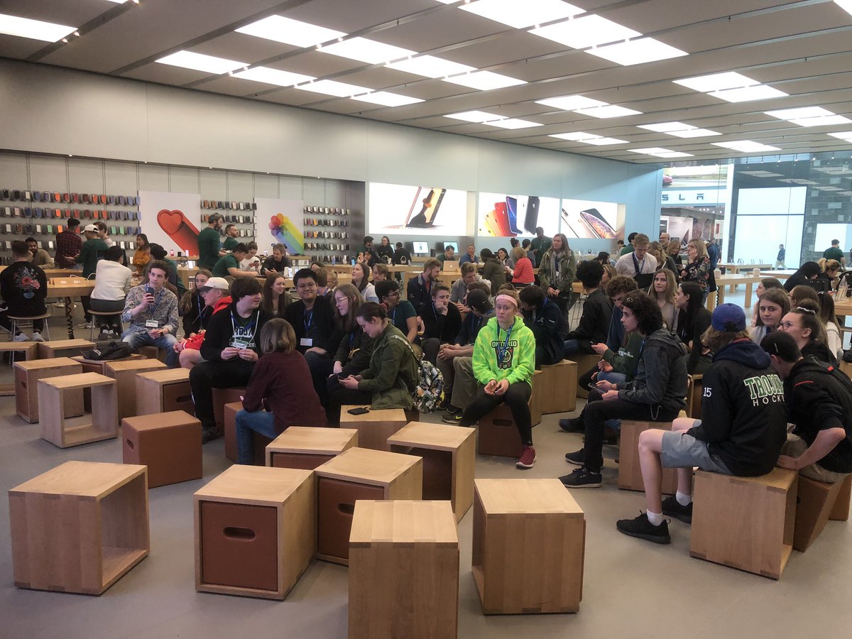 Our STEAM students taking part in an App dev session at the Yorkdale Apple store. <a href="/wfiss_steam/">WFISS STEAM</a> <a href="/wftrojans/">West Ferris SS</a> <a href="/rctriguy/">Ryan Culhane</a> @NearNorthSchool