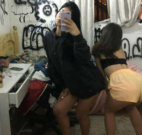 sabe q sempre vai ser eu por tu, tu por mim e Deus por nós, né?! eu te amo p porra