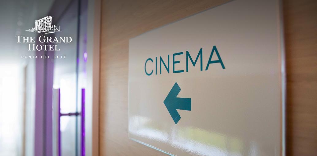 Todos los días funciones de cine para huéspedes o visitantes que consuman en el lobby.
Lunes a Viernes a las 17 y 21:30 h.
Sábados y domingo: 11, 15, 17 y 21:30 h.

#thegrandhotel #thegrandexperience #puntadeleste