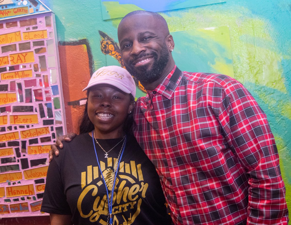 ttopicpr's tweet photo. Earlier this month, I had the exciting chance to work with @bryanmichaelcox @mrkennygamble @DavidOhPhilly and influencers of the entertainment industry for this year’s @phillytechweek Cypher City Spotlight. To be in a room with so many powerful influences was such a honor! #ttpr https://t.co/ix6fyZJL95