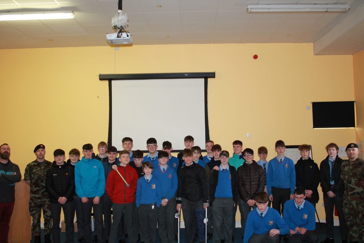 DervillaCasey's tweet photo. 3rd yr class St.Brian's along with Mr Reynolds @cicsummerhill enjoying their trip to Finner Camp @dfpo as part of their CSPE action project on the preservation of human rights.Thanks to all involved for a great day @PDST_Hwellbeing @PDST_PolAndSoc #humanrights #irishdefenceforce https://t.co/gP4yC6lXW4