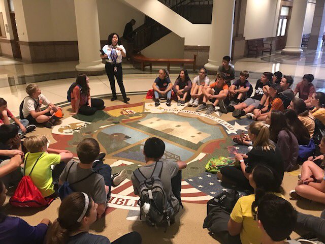 LH_JrHigh's tweet photo. 7th graders are touring the Capitol and learning more about our state government and history. @LHpanthers https://t.co/XnvxFhNvuv