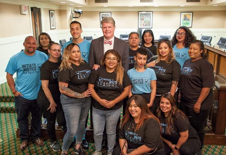 FUEL_EndLWOP's tweet photo. Lobby day in Sacramento. IJ is leading the way, building up ppl who are impacted by incarceration. Join them in fighting to end mass incarceration.
#AB45 #ACA6 #AB277 #AB965 https://t.co/9f79toNE51