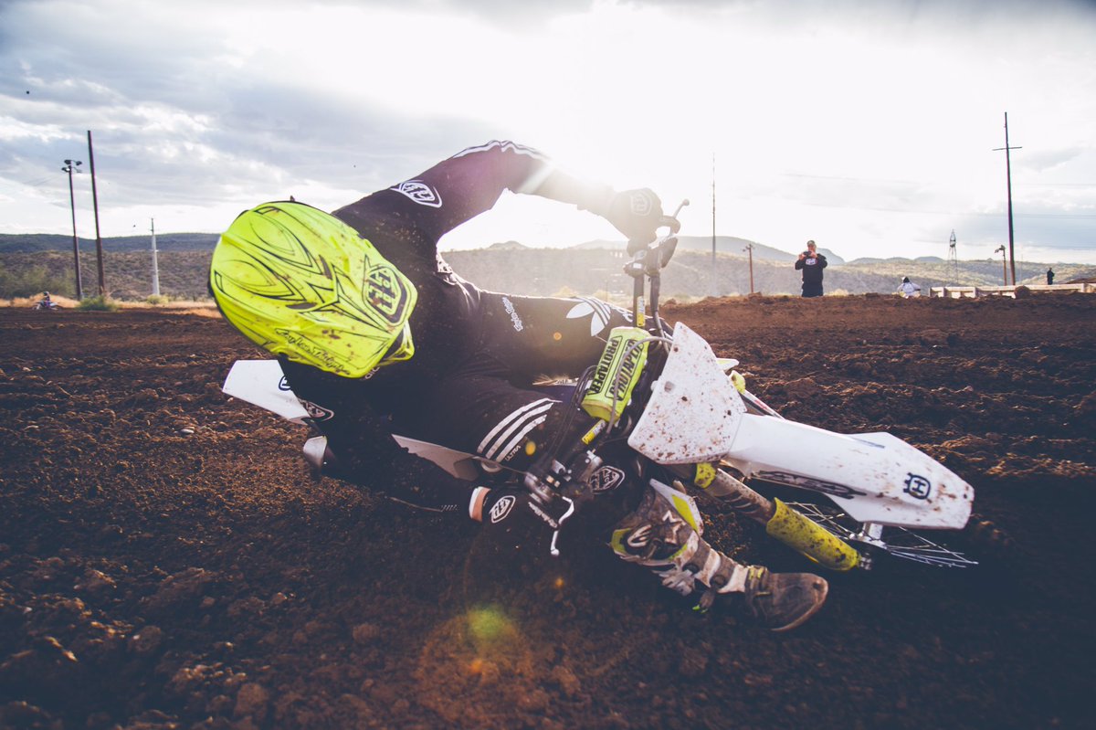 photosby_LT's tweet image. Wednesday nights.