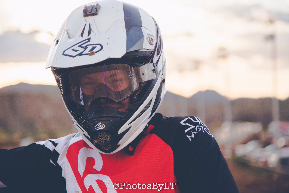 photosby_LT's tweet image. Wednesday nights.