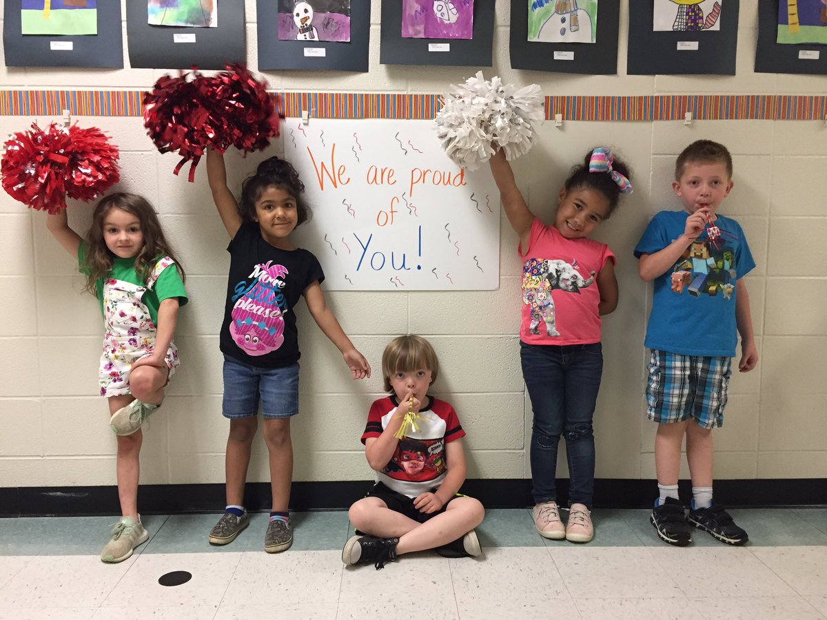 CEKinders's tweet photo. Senior walk 2019!  #gratsseniors @CentralCabotpK4 https://t.co/yZ5YuahMFa
