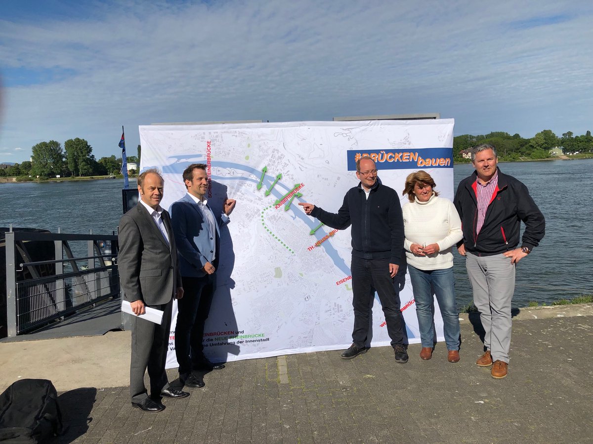 Gerd Schreiner 🇪🇺 (@gerdschreiner) on Twitter photo Wir wollen #Brückenbauen über den Rhein.
<a href="/NinoHaase/">Nino Haase</a> <a href="/SabineFlegel/">Sabine Flegel</a> <a href="/MainzAltstadt/">Thomas Gerster</a> <a href="/CduMainz/">CDU Mainz</a> <a href="/cdu_wiesbaden/">CDU Wiesbaden</a> Wir wollen #Brückenbauen über den Rhein.
<a href="/NinoHaase/">Nino Haase</a> <a href="/SabineFlegel/">Sabine Flegel</a> <a href="/MainzAltstadt/">Thomas Gerster</a> <a href="/CduMainz/">CDU Mainz</a> <a href="/cdu_wiesbaden/">CDU Wiesbaden</a>