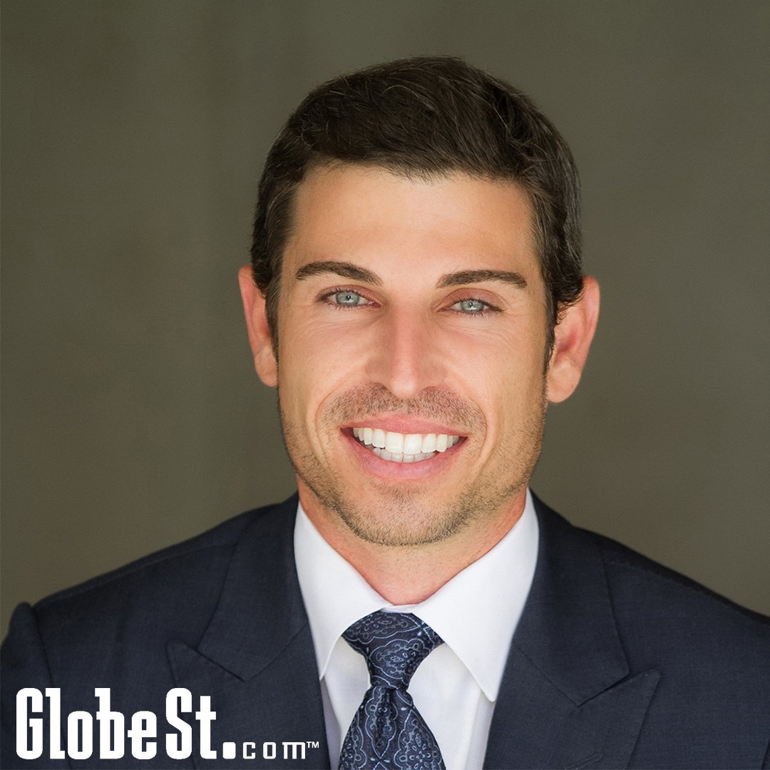 SandsInvestment's tweet photo. Why the STNL Train Keeps on Rolling #1031exchange #netlease #netleaseadvisor #singlenetlease #singletenantnetlease #triplenetinvestment #triplenetlease #triplenetproperty https://t.co/VerHTwsw6r https://t.co/TlNcCRoKdH