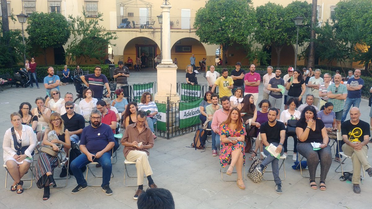 Nuestro candidato en la lista de @AdelanteSevilla interviene en el acto público de #LaBarzola 'el voto andalucista en #Sevillahoy el #26M está en la papeleta de #AdelanteSevilla #LaEsperanzaEnTusManos