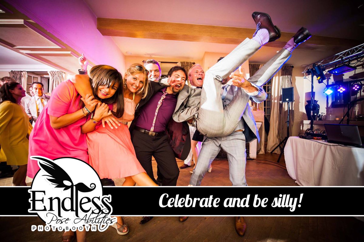 PhotoBoothTampa's tweet photo. Book the best in the business for weddings!
https://t.co/fnXi0JVxEv https://t.co/MNtTKCGzZE
